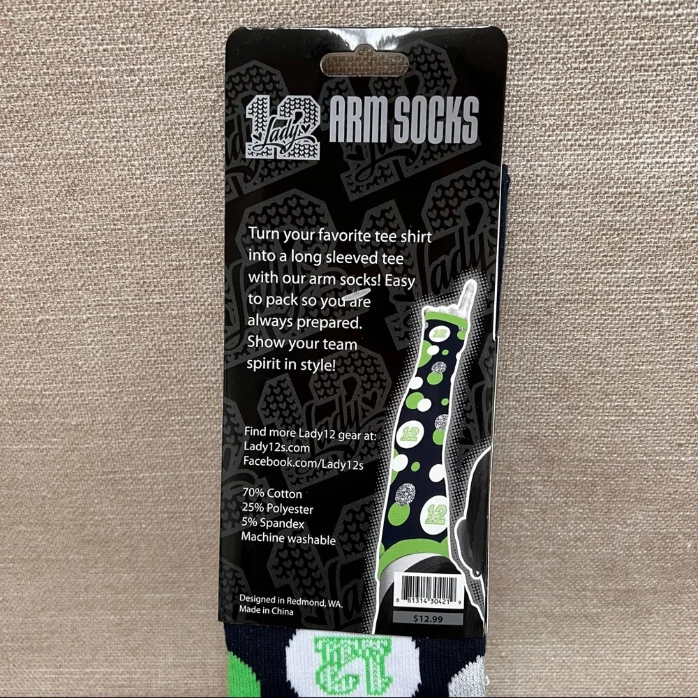 NWT Seattle Seahawks Winter Arm Socks Super Bowl 2026